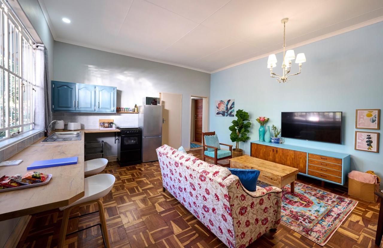 The Beekeeper'S Inn Louis Trichardt Bagian luar foto