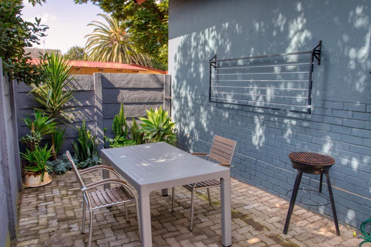 The Beekeeper'S Inn Louis Trichardt Bagian luar foto